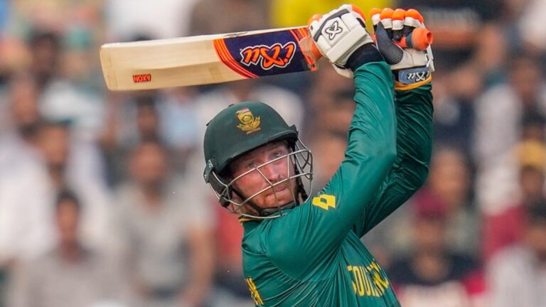 Session Market Betting in IPL: Bet on Session Markets with Strong Team Compositions Using Online Cricket ID